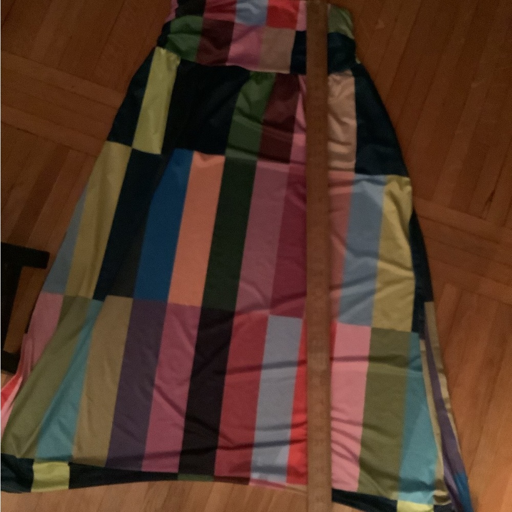 Beyond this plane gorgeous skirt and top set size 4X - Picture 10 of 13